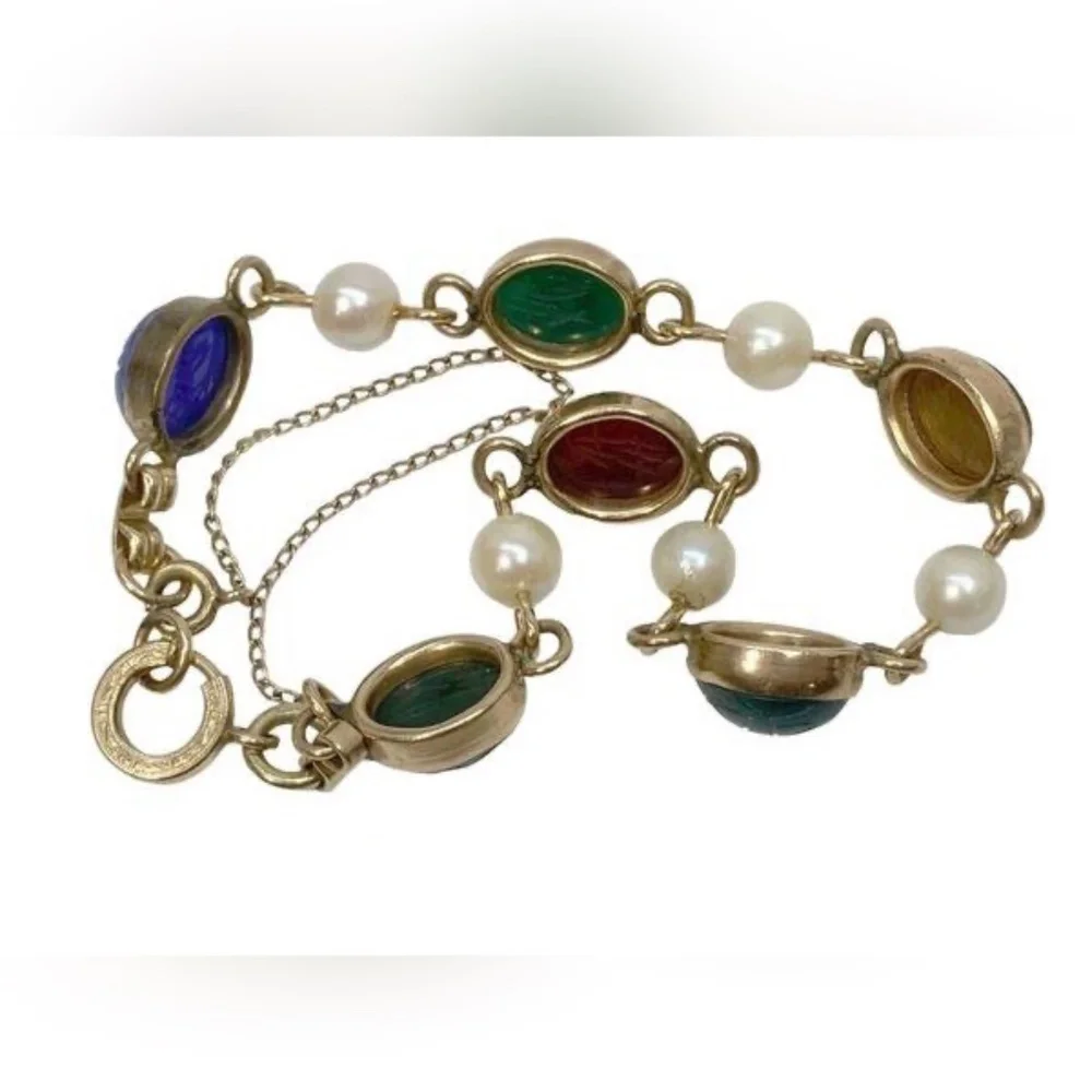 Vintage 12k Gold Filled Carved Gemstone Scarab & Cultured Pearl Bracelet 7" - Picture 2 of 6